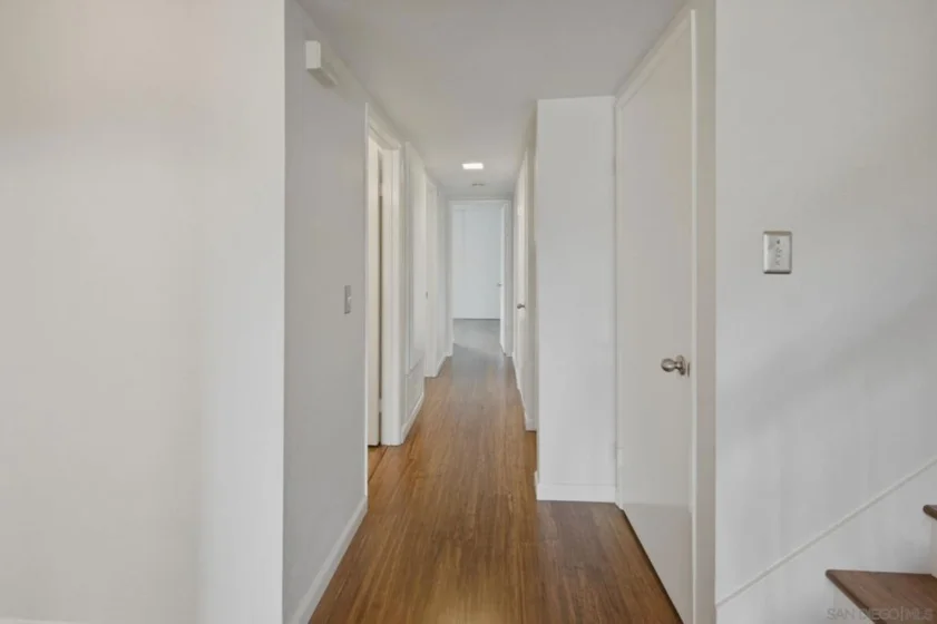 1612 Bridgeview Drive photo 15