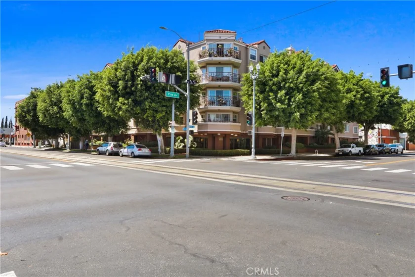 801 Pine Ave. #310 photo 2