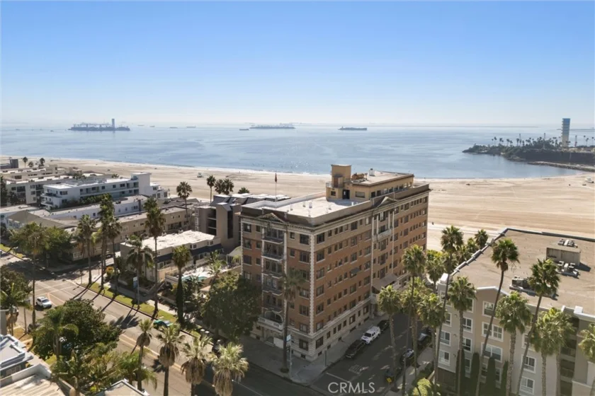 1030 E Ocean #308 photo 30