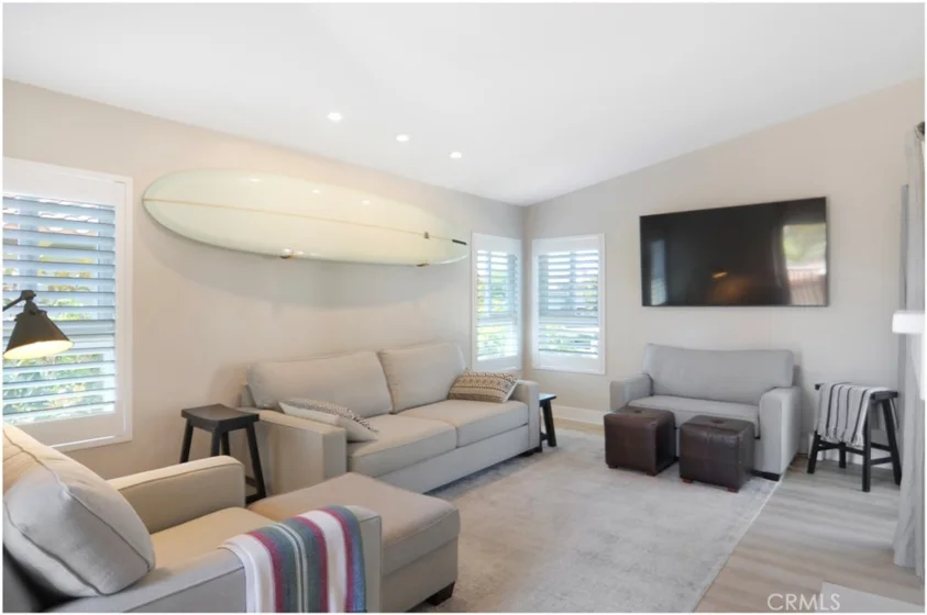 34 Corniche Drive #H photo 3