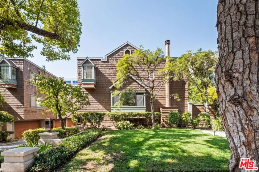 207 S Oakland Avenue #A photo 1