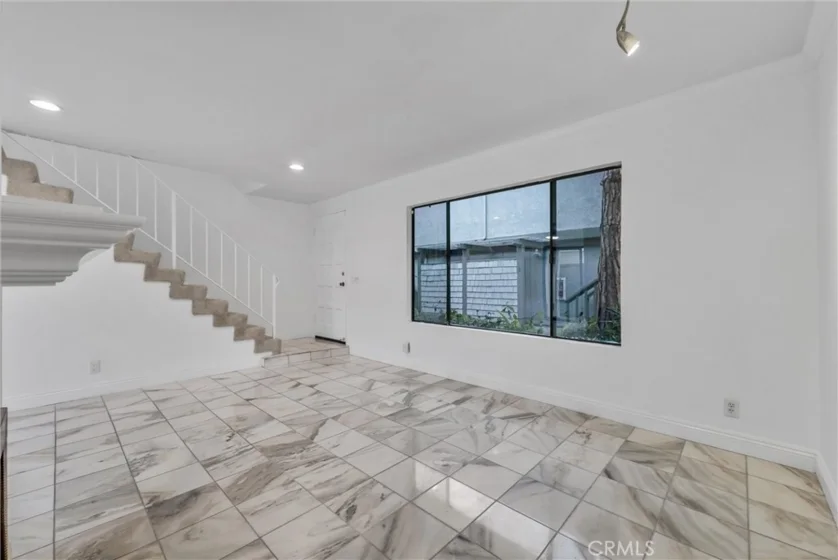 229 W Wilson Street #10 photo 8