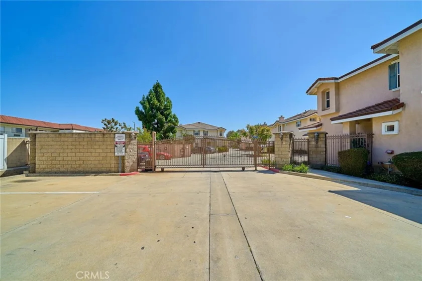 9008 Primavera Lane photo 43
