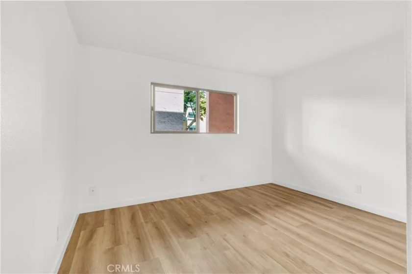 2514 Clairemont #107 photo 18