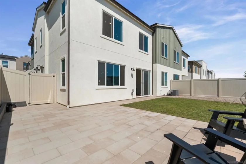845 Hana Avenue #2 photo 28