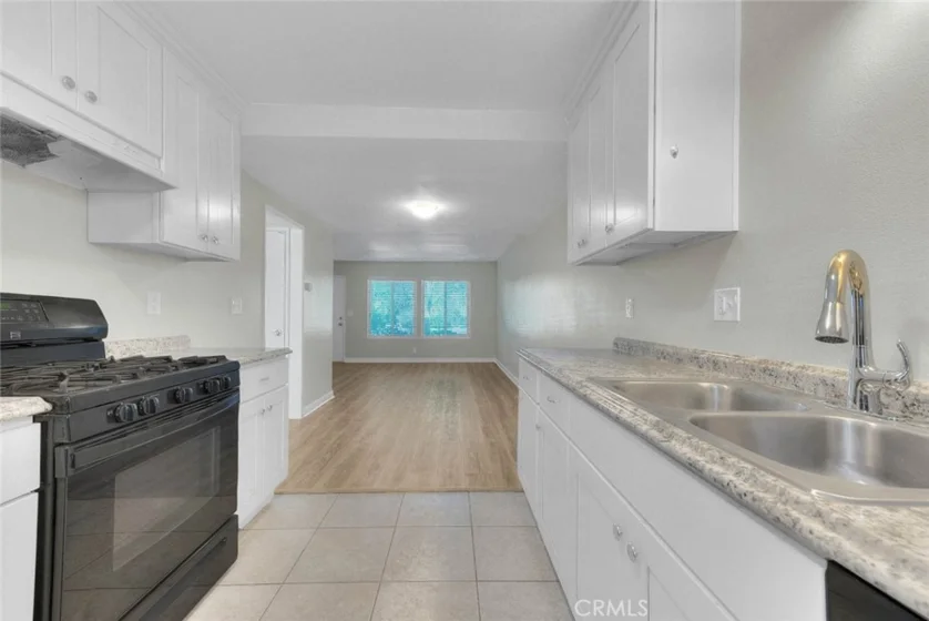 164 Lexington photo 24