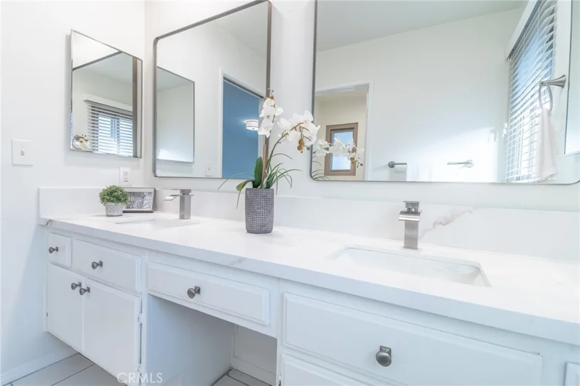 6716 Clybourn #238 photo 20