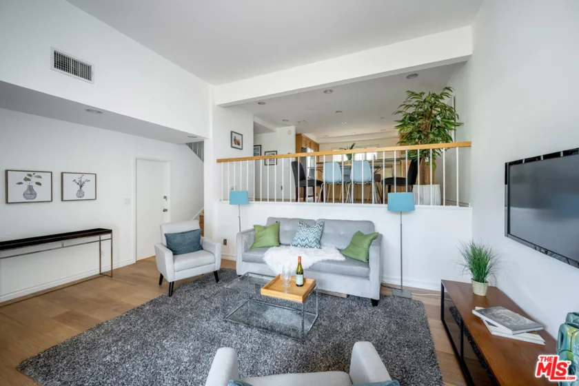 4715 La Villa Marina #D photo 1