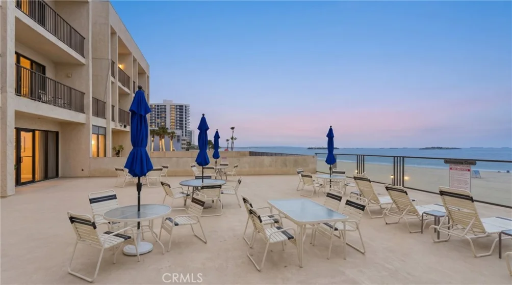 1140 E Ocean photo 20