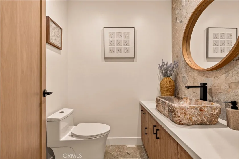100 S Doheny Drive #1105 photo 6