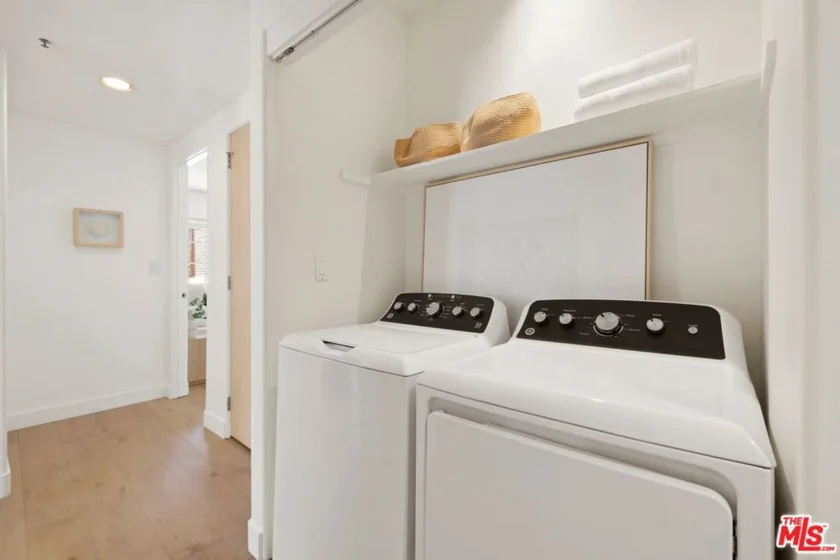 2222 Neilson Way #102 photo 17