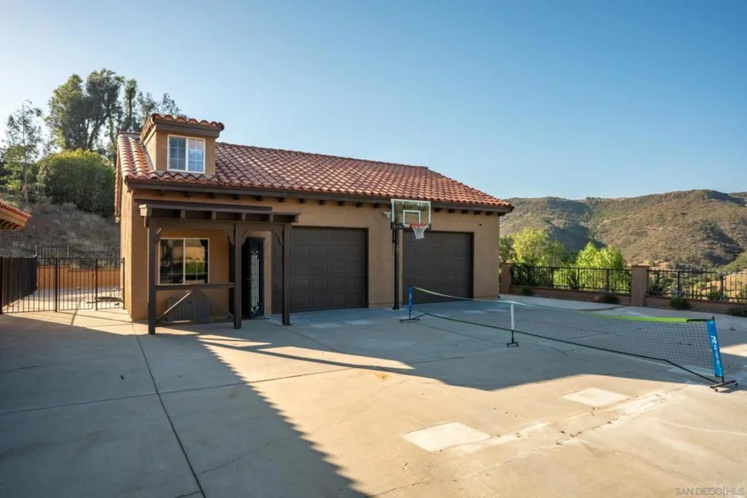 24922 Terreno Drive photo 52