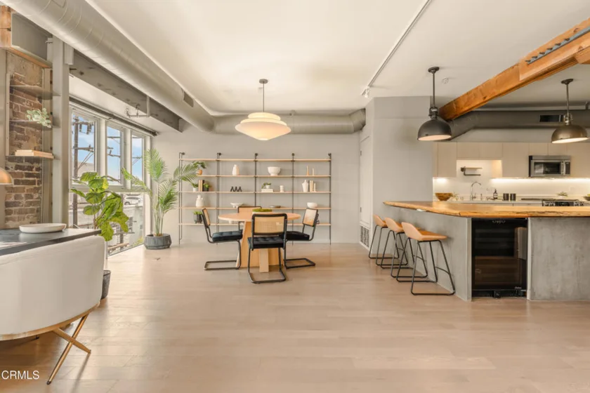 527 Molino Street #401 photo 28