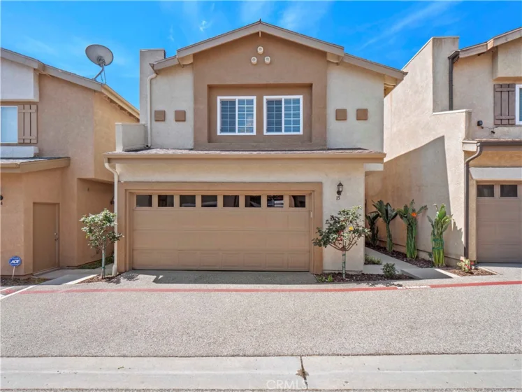 15122 Roxford Street #15 photo 1