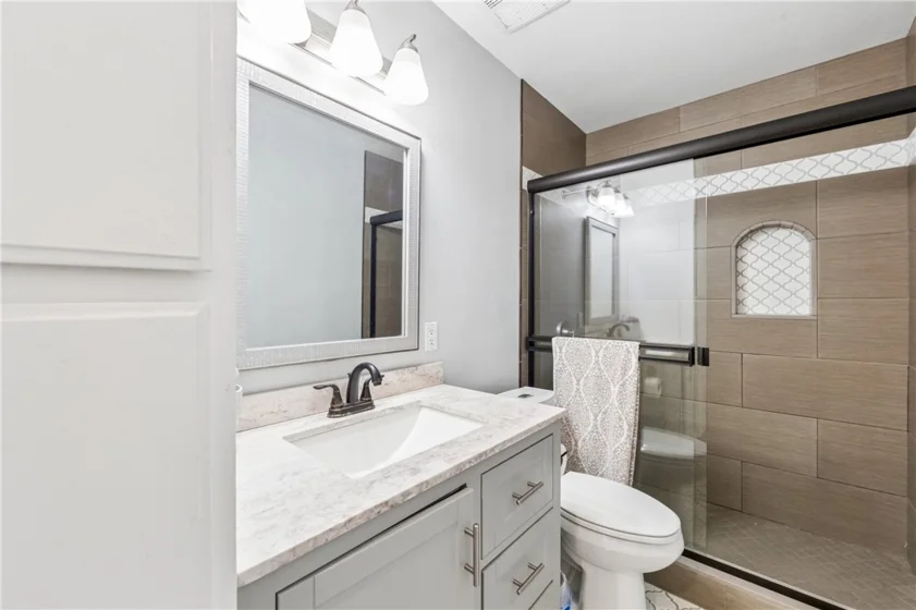 2775 Pine Creek photo 16