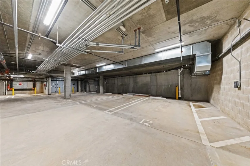 176 N Catalina Avenue #404 photo 44