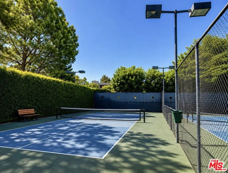 15173 Magnolia Boulevard #E photo 6