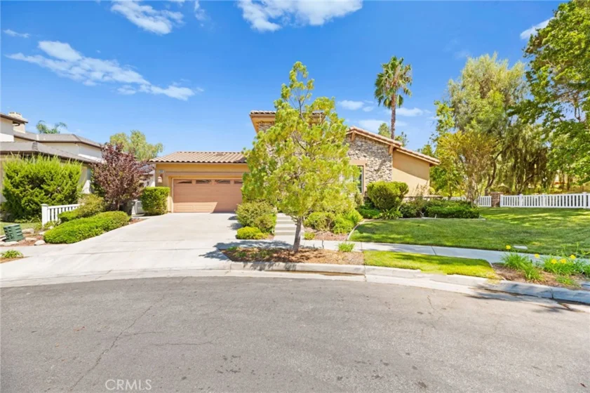 39894 Camden Court photo 68