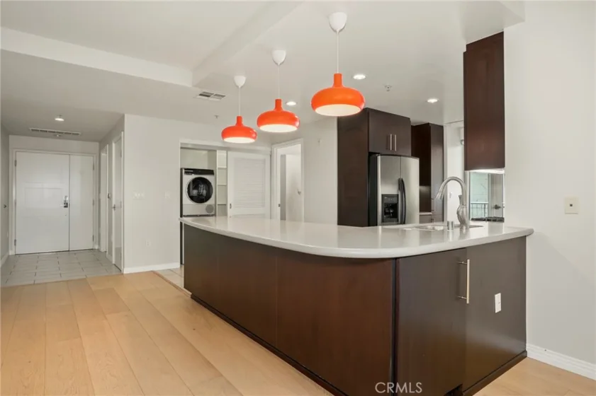 540 S Kenmore Avenue #203 photo 6