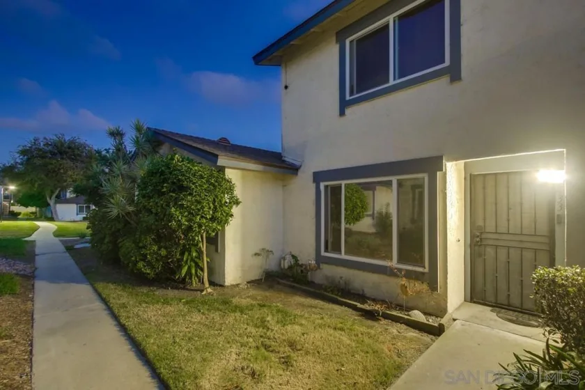 3433 Los Mochis Way photo 3