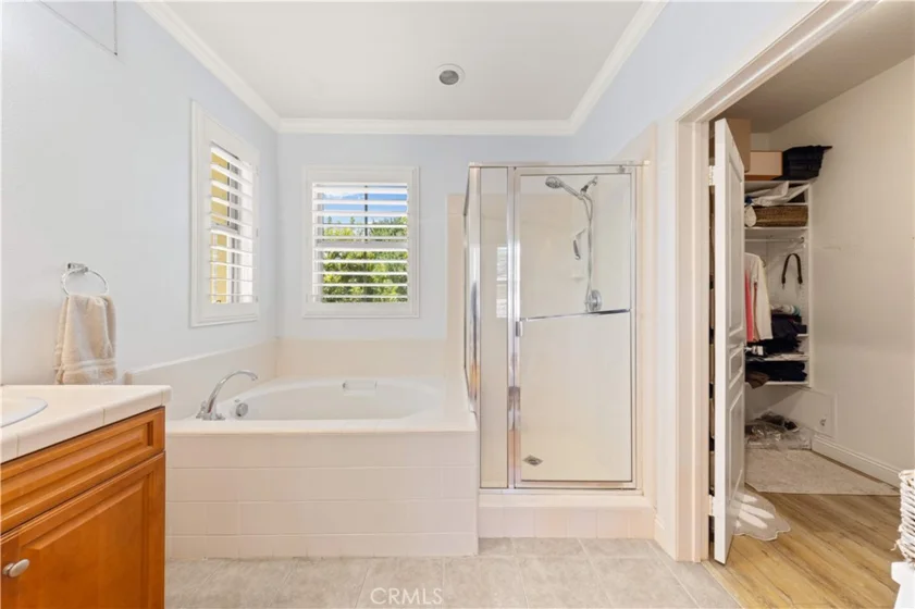 111 Chantilly photo 44