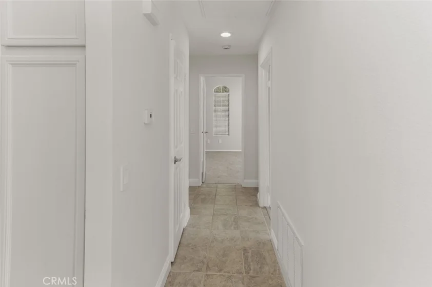 16 Chaumont Circle photo 17
