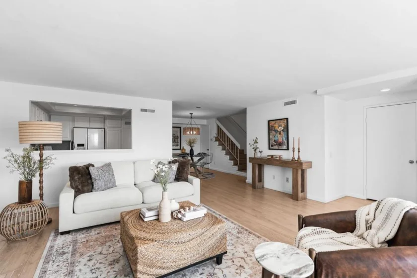 92 Montego Court photo 3