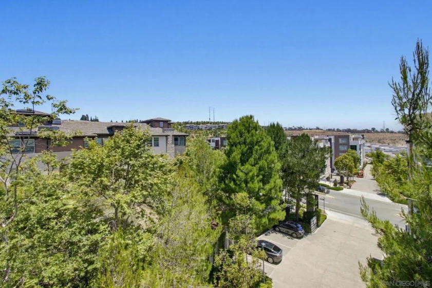 8442 Distinctive Drive photo 47