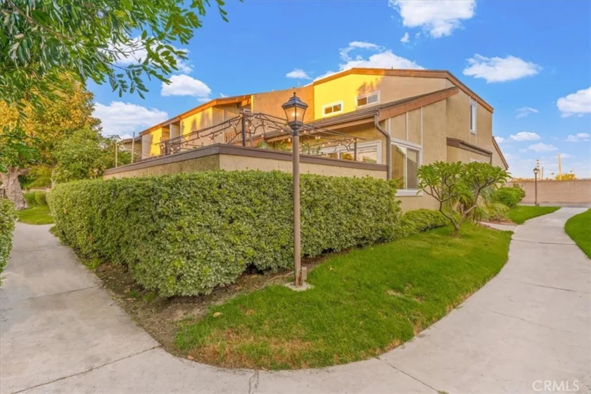 13951 Nadia Way #5 photo 3
