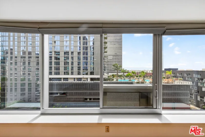 1155 S Grand Avenue #915 photo 10