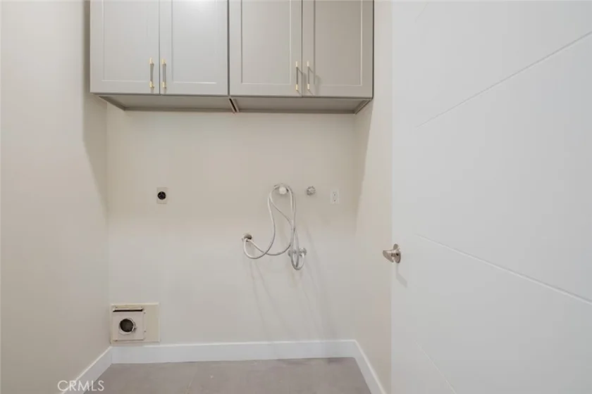 1305 N Columbus Avenue #112 photo 16