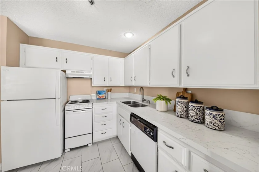351 N Ford Avenue #221 photo 8
