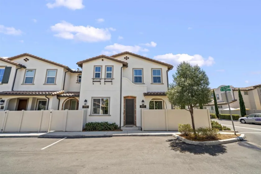 45477 Calle Cirros photo 45