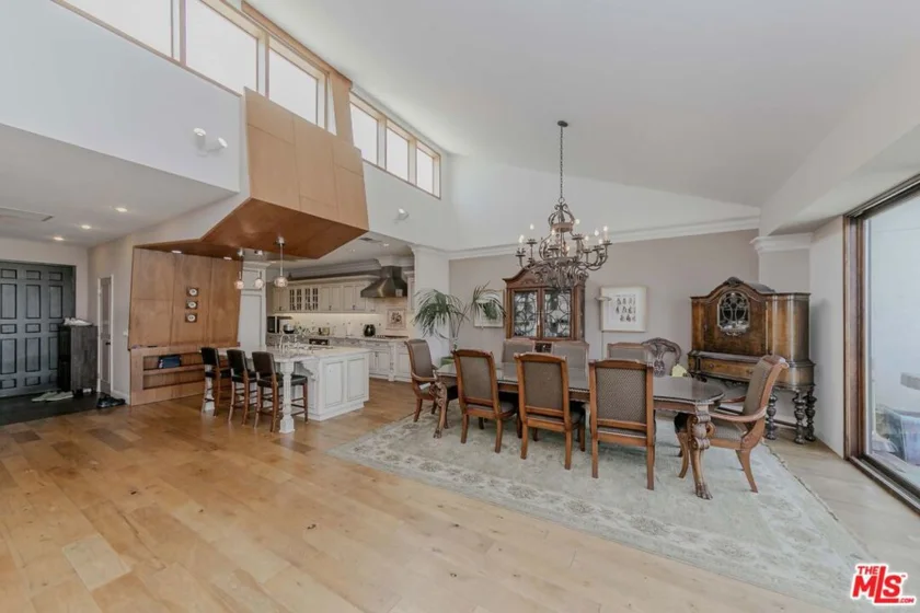 4460 Wilshire Boulevard #705 photo 18
