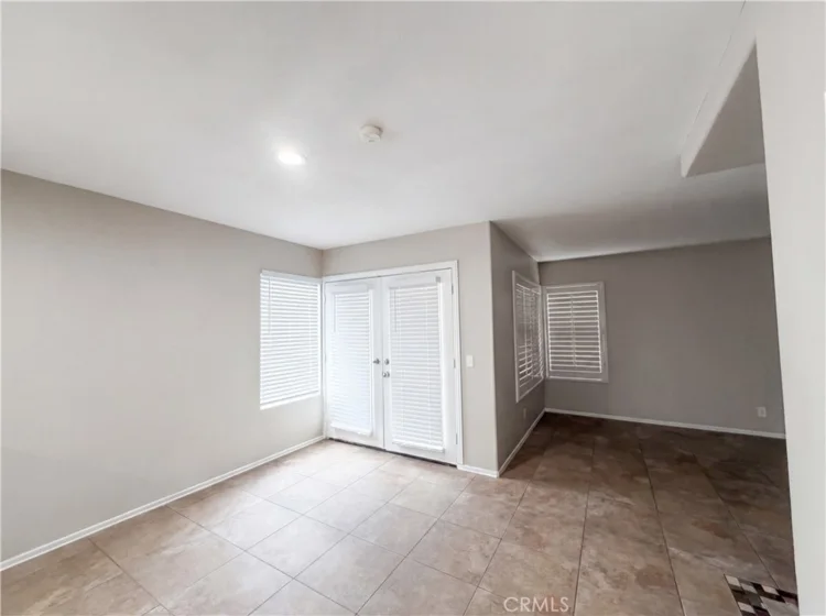 39676 Ridgedale Drive photo 4