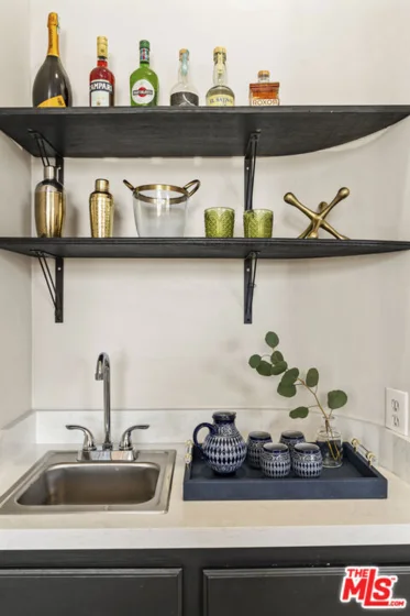 5848 W Olympic Boulevard #102 photo 7