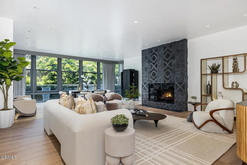 345 E Colorado Boulevard #203 photo 6