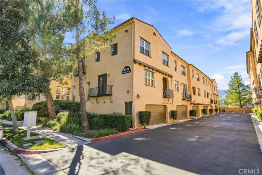 4452 Owens Street #104 photo 35