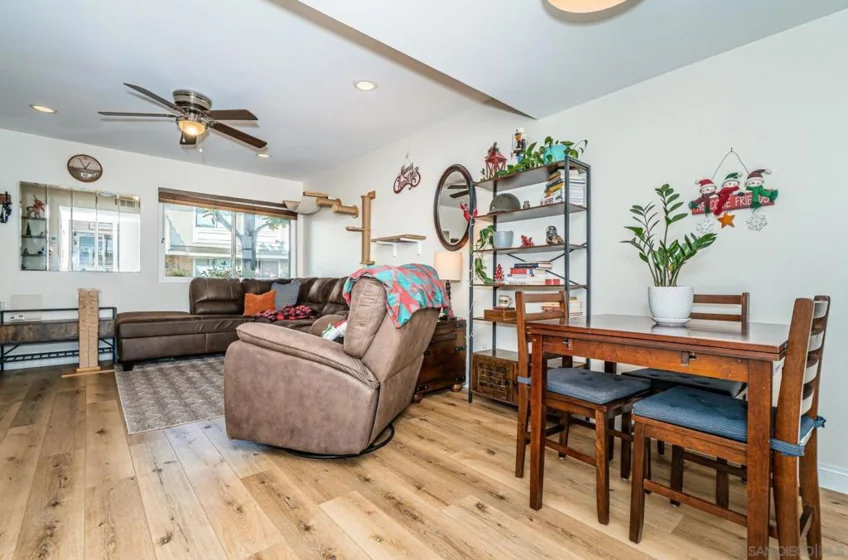 904 Amistad Court #C photo 6