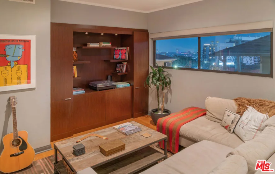 1133 N Clark Street #103 photo 3