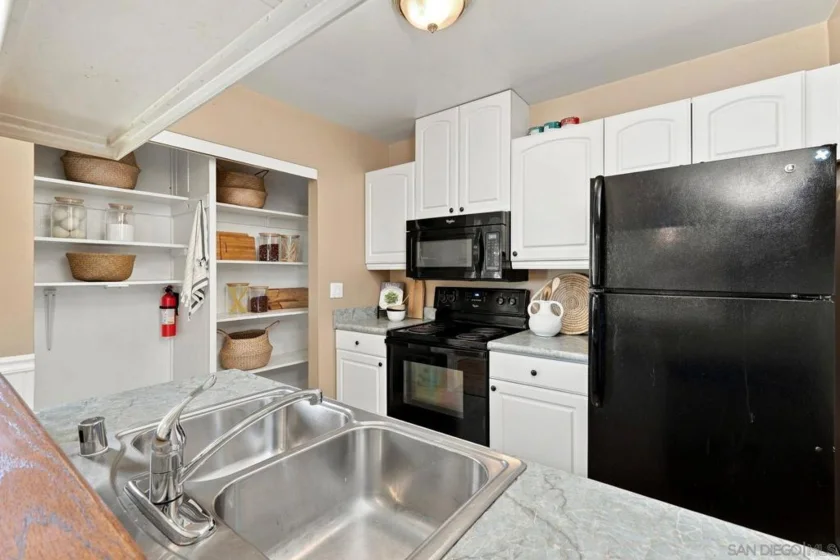 9859 Mission Vega Road #1 photo 12