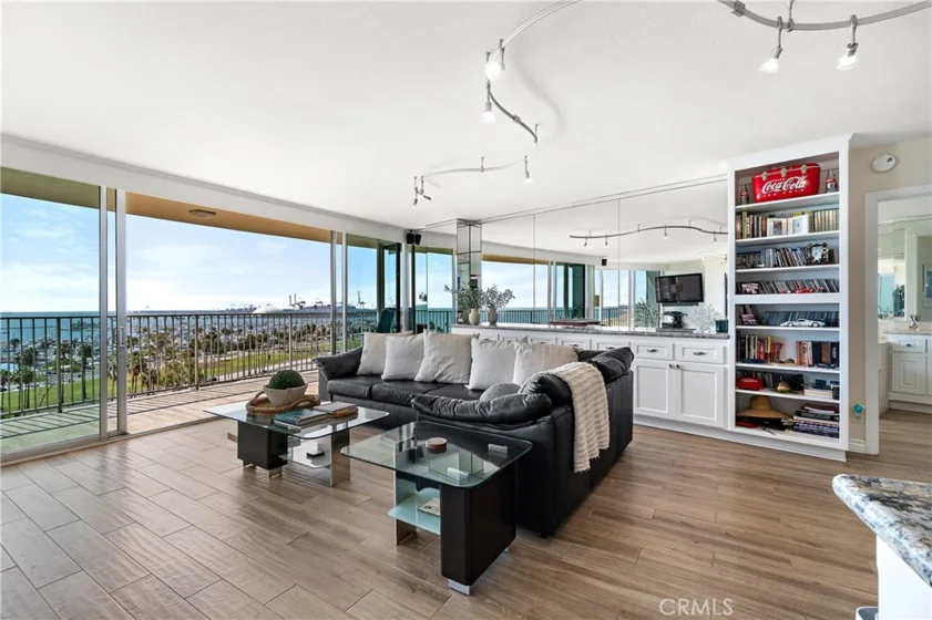 700 E Ocean Boulevard #1206 photo 10