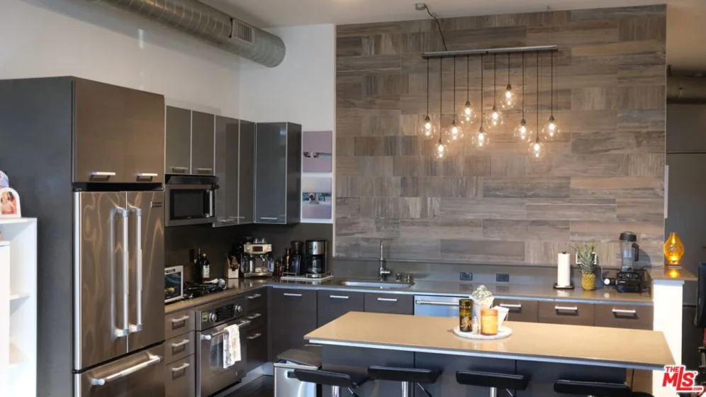 13320 Beach Avenue #102 photo 2
