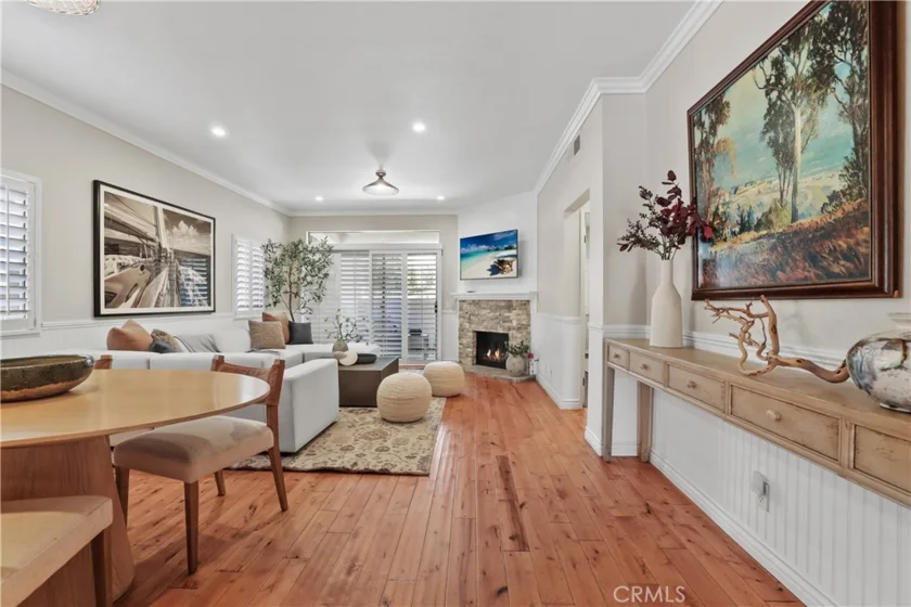 366 Villa Point photo 8