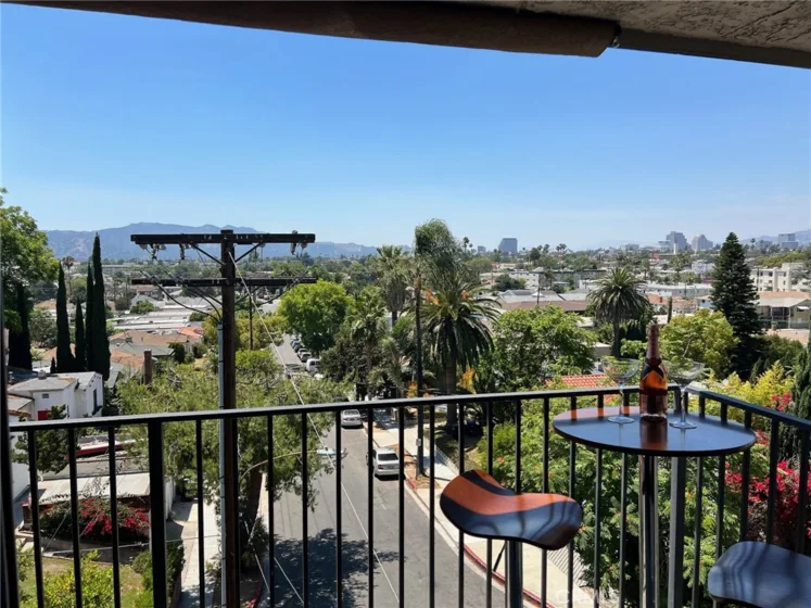 1517 E Garfield Avenue #53 photo 7