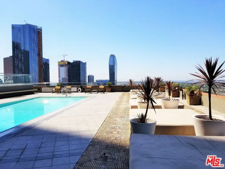 1100 Wilshire Boulevard #2610 photo 12