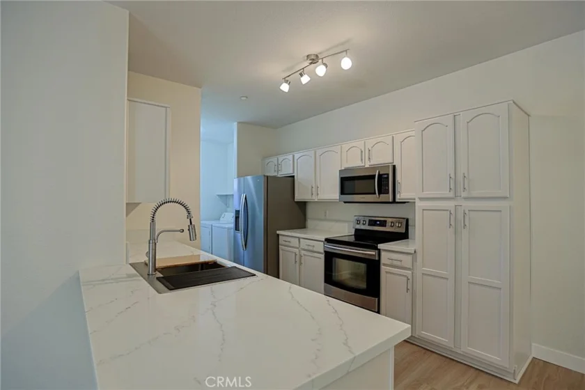 41410 Juniper Street #2613 photo 9