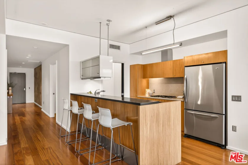 1155 S Grand Avenue #403 photo 5