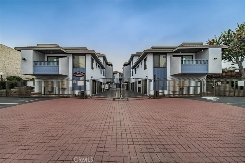 3213 Midway Drive #806 photo 1