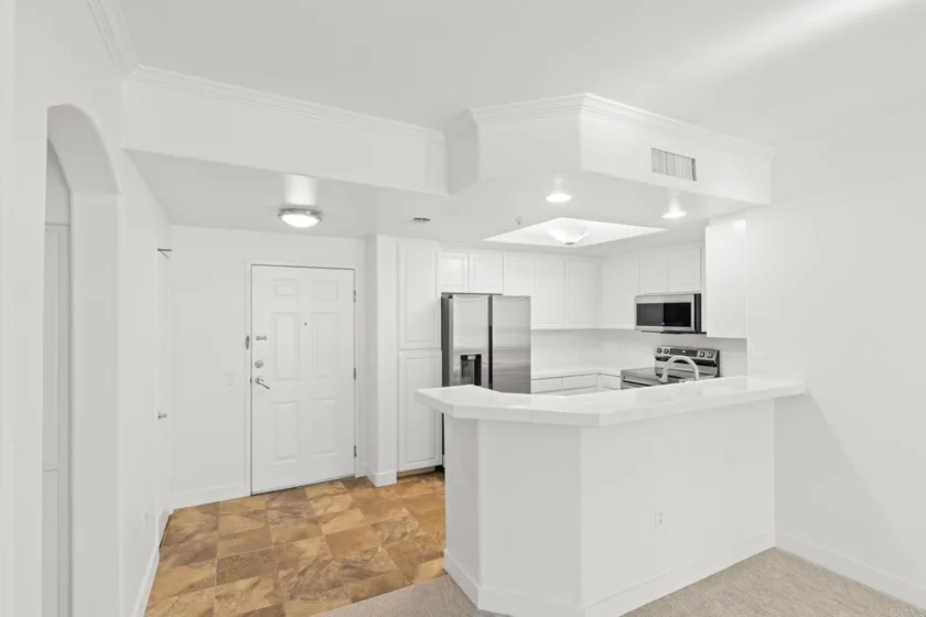9237 Regents Road #K218 photo 13